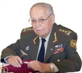 Tofiq Ağahüseynov (1923–2021).