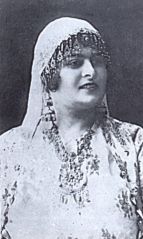 Səltənət xanım (1884–1974).